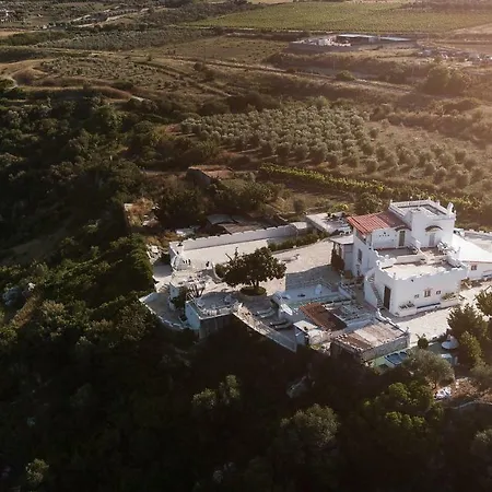 Masseria Sant'elia לינה וארוחת בוקר קסטלנטה